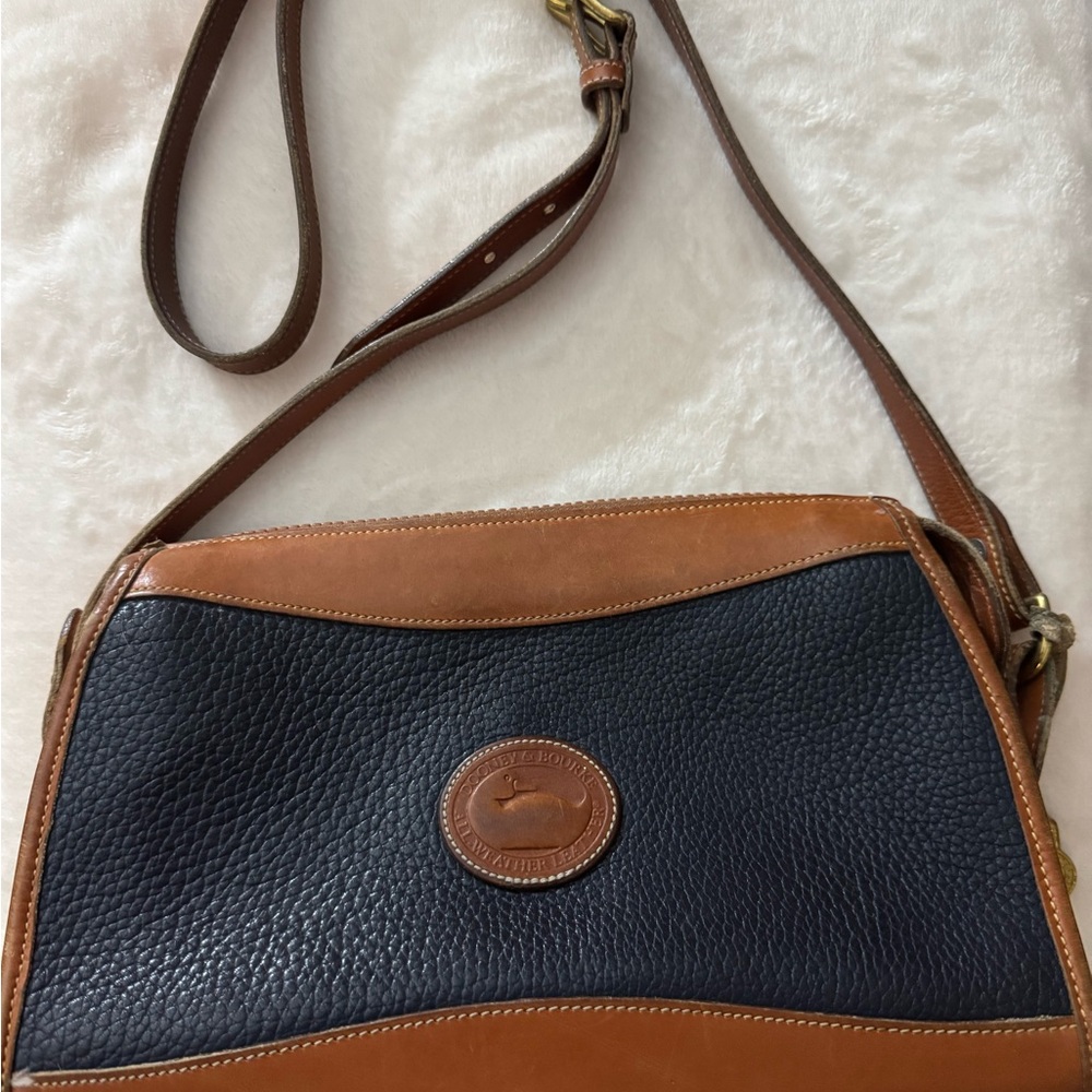 Vintage Dooney & Bourke Crossbody Bag